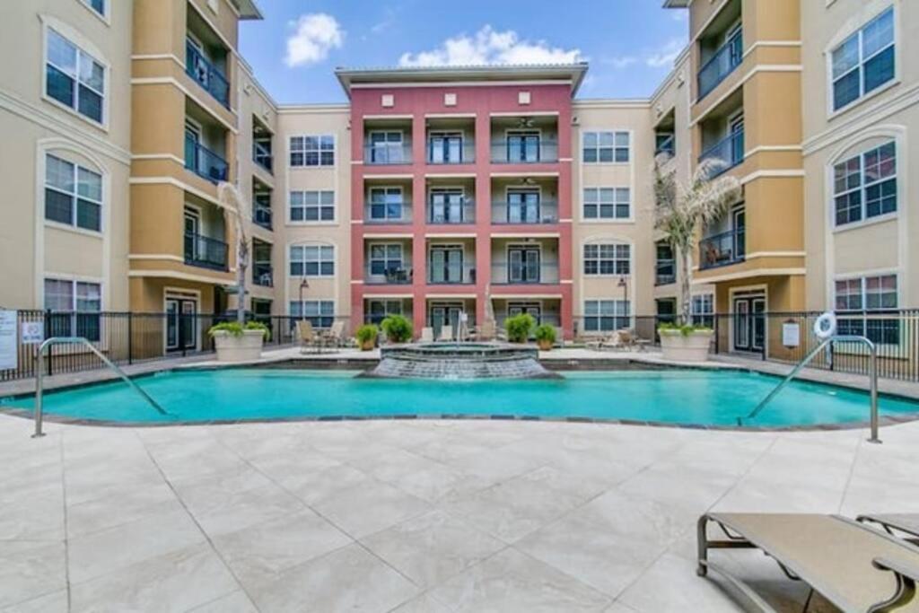 Modern Condo Near Texas Medical Center W Free Parking Хюстън Екстериор снимка