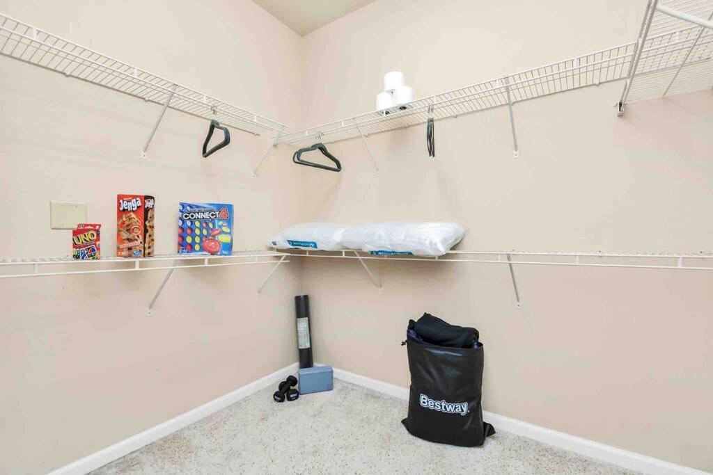 Modern Condo Near Texas Medical Center W Free Parking Хюстън Екстериор снимка
